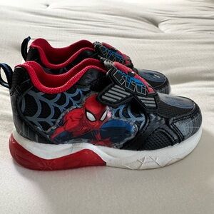 NEW without box Marvel Kids Black, Red & Blue Spider-Man Light-Up Sneakers